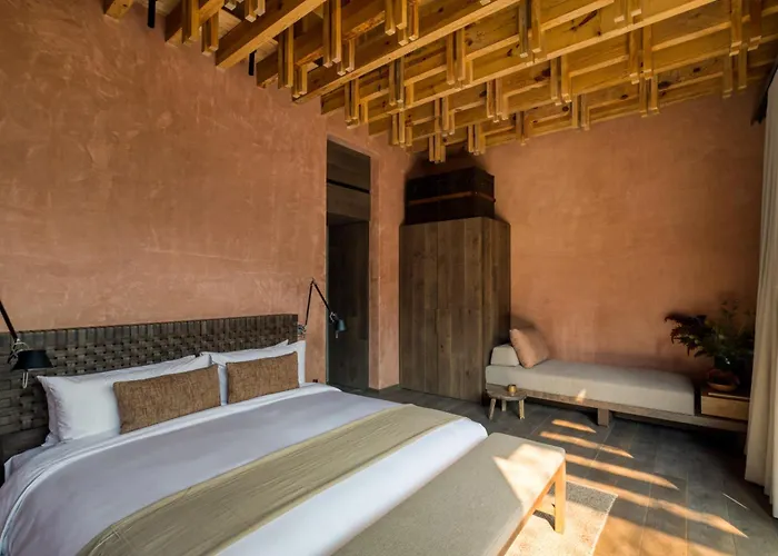 Casa Tenue Hotel